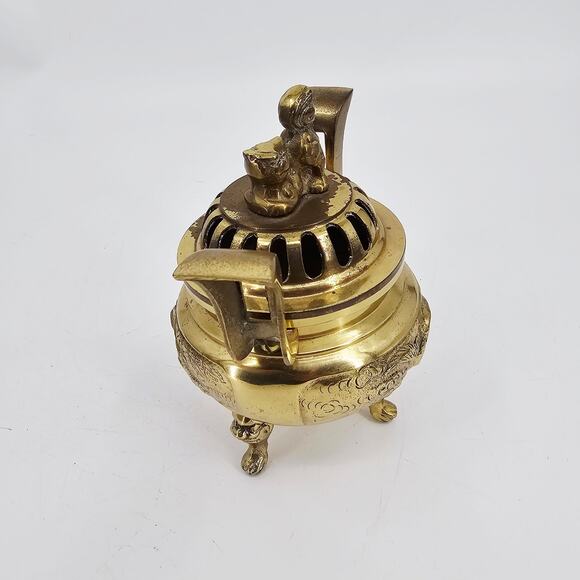 Vintage Asian Brass Tripod Incense Burner With Foo Dog Lion on Lid - Picture 5 of 10